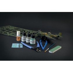 MODELO 1:72 COMPLETE SET FOR MODELING: 1:72 JUNKER JU-87B STUKA MODELO 1:72 COMPLETE SET FOR MODELING: 1:72 JUNKER JU-87B STUKA